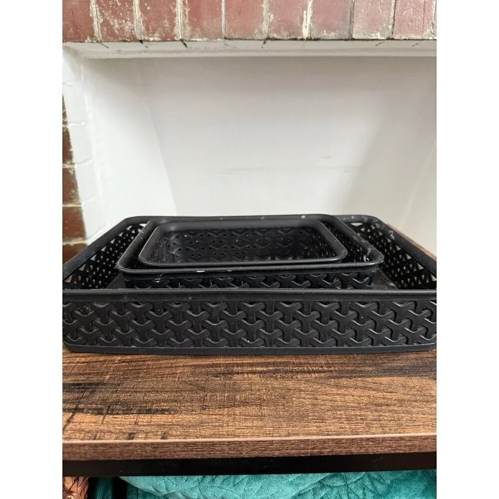 Three-piece mainstays black plastic storage